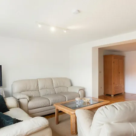 Apartman Loni *
